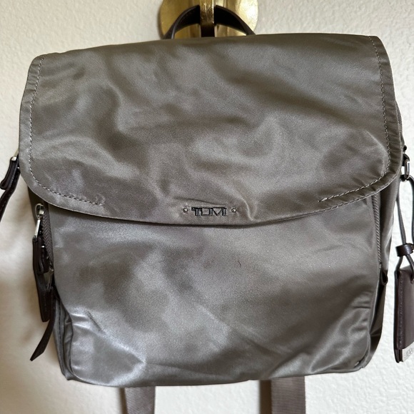 Tumi nylon crossbody bag - Picture 2 of 3